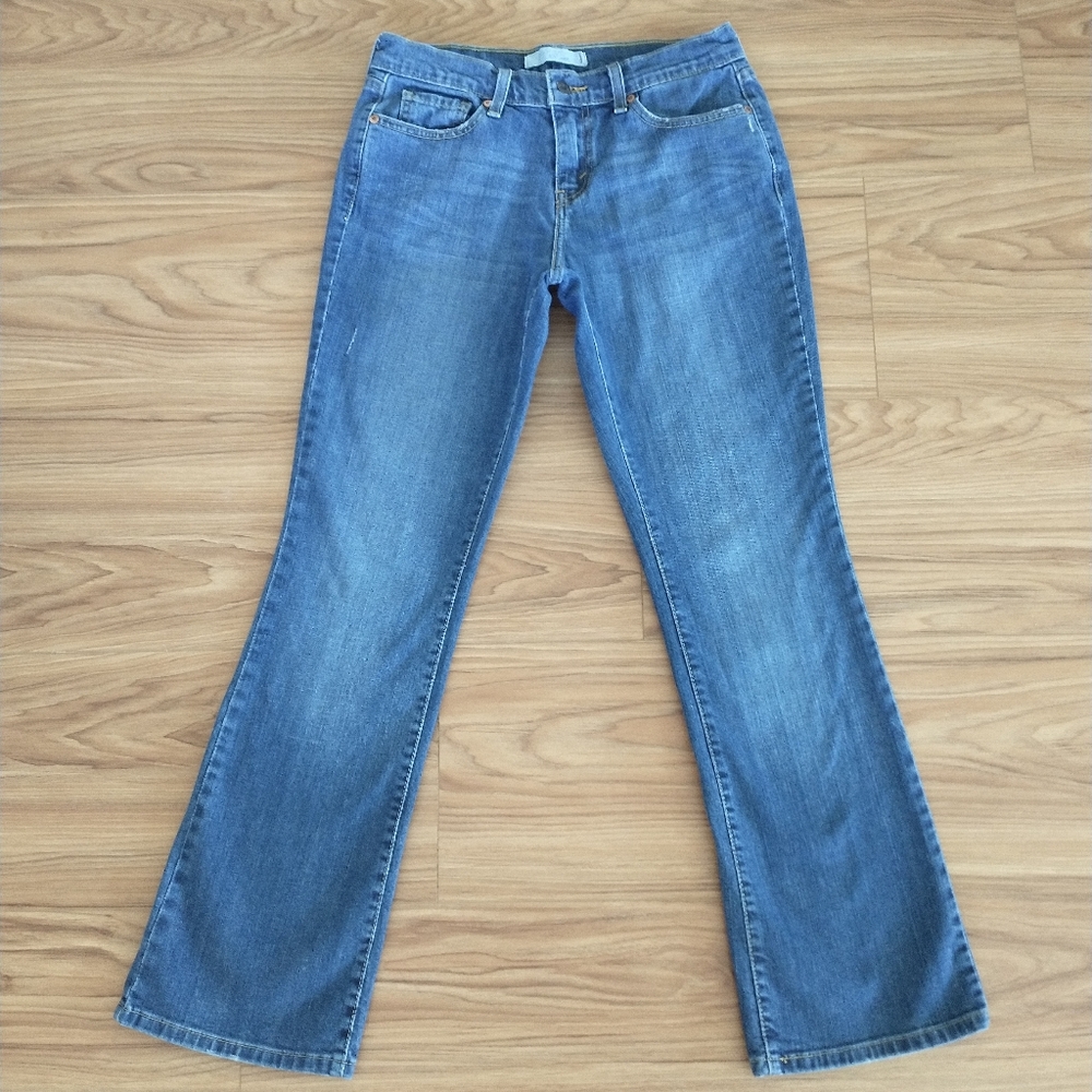 Levi's 515 Boot Cut Jeans 4M Waist Size 28"